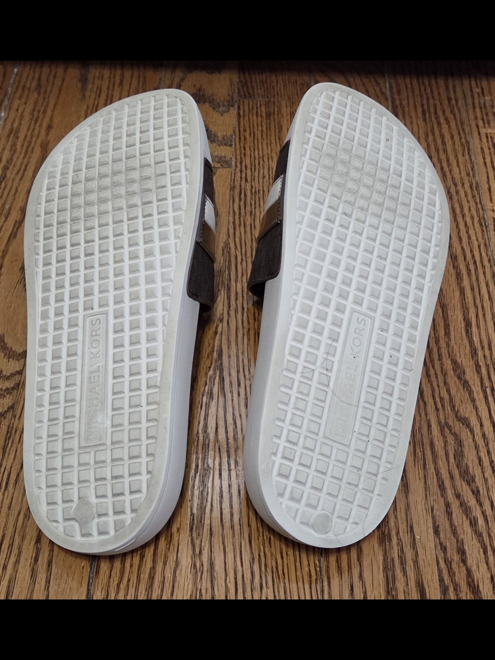 Michael Kors White & Brown Logo Slide Sandals with Gold Accent - Picture 4 of 5